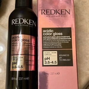 Redken Acidic Shine Gloss in Pink